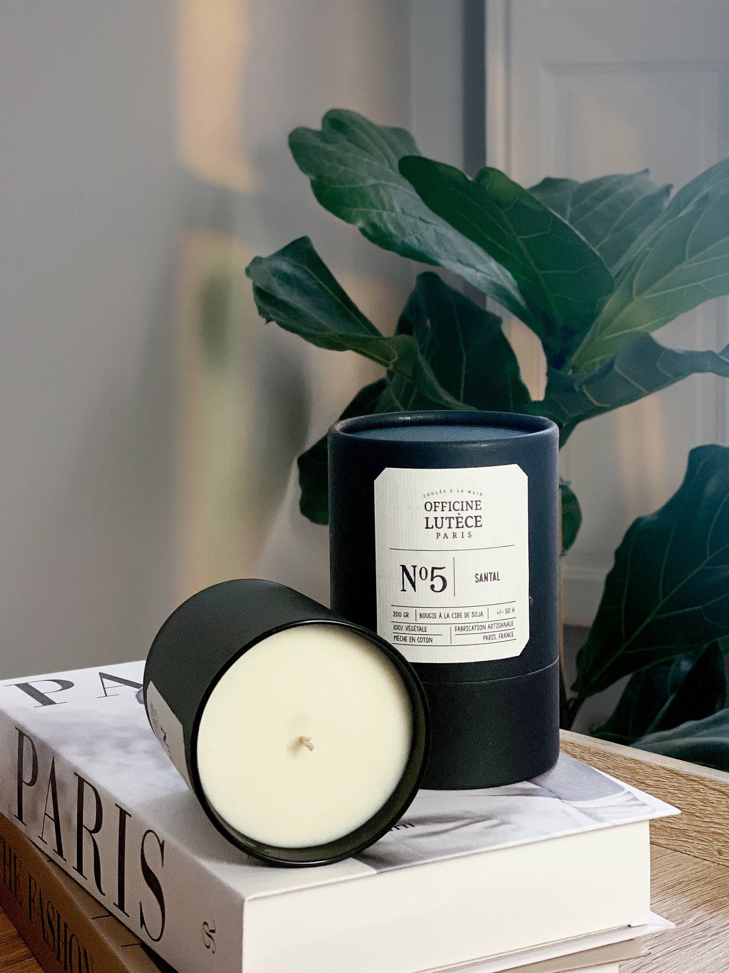 Scented Candle Nº5 Sandalwood - Officine Lutece