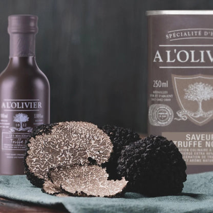 Black truffle flavour aromatic olive oil - A l'Olivier