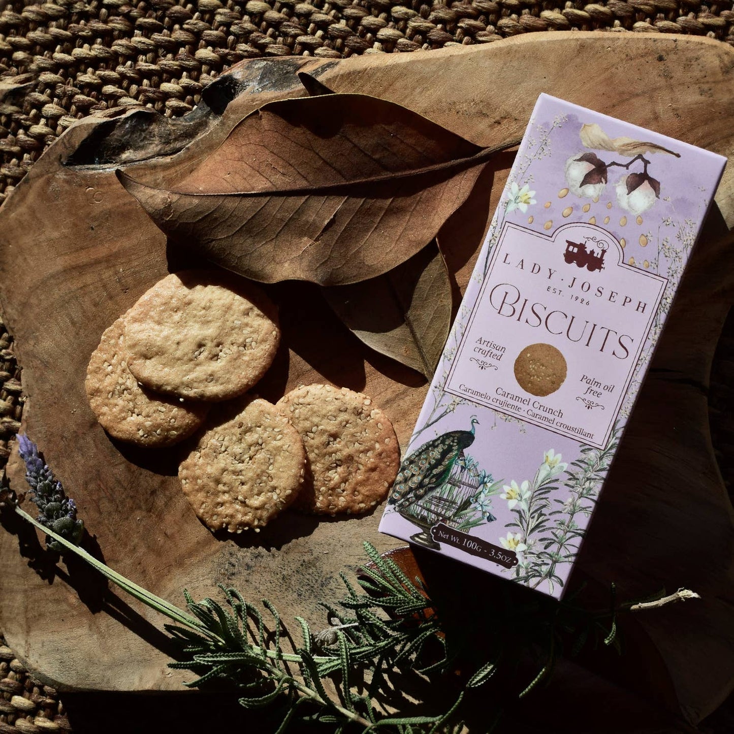 Thin and Crunchy Caramel Cookies - Lady Joseph