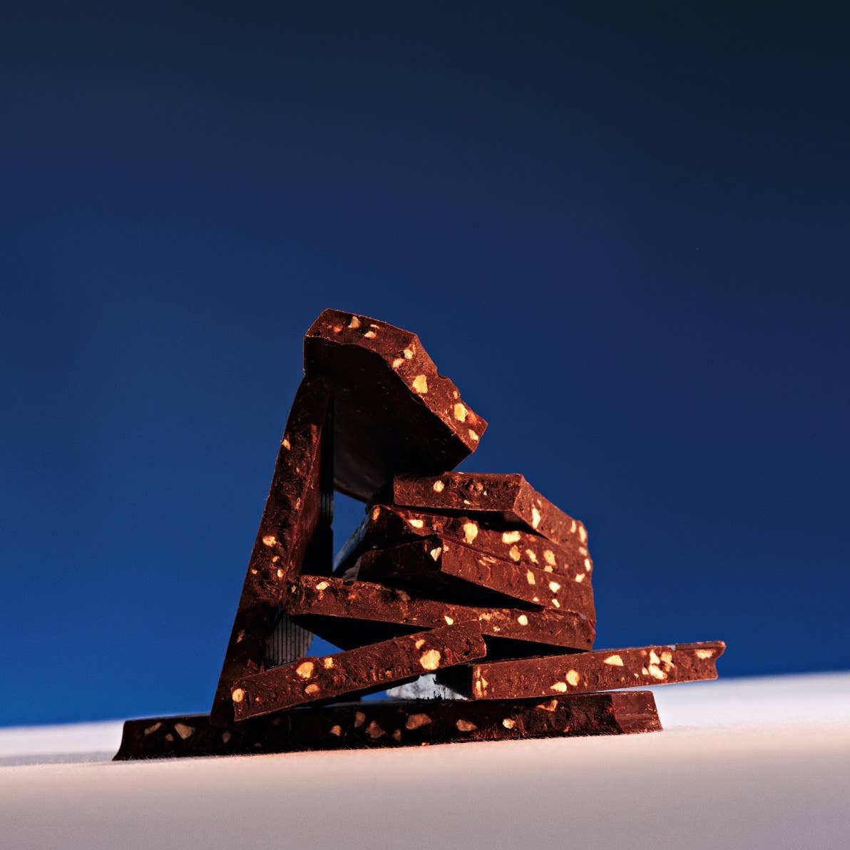 Organic Dark Chocolate & Caramelised Almonds - Meurisse