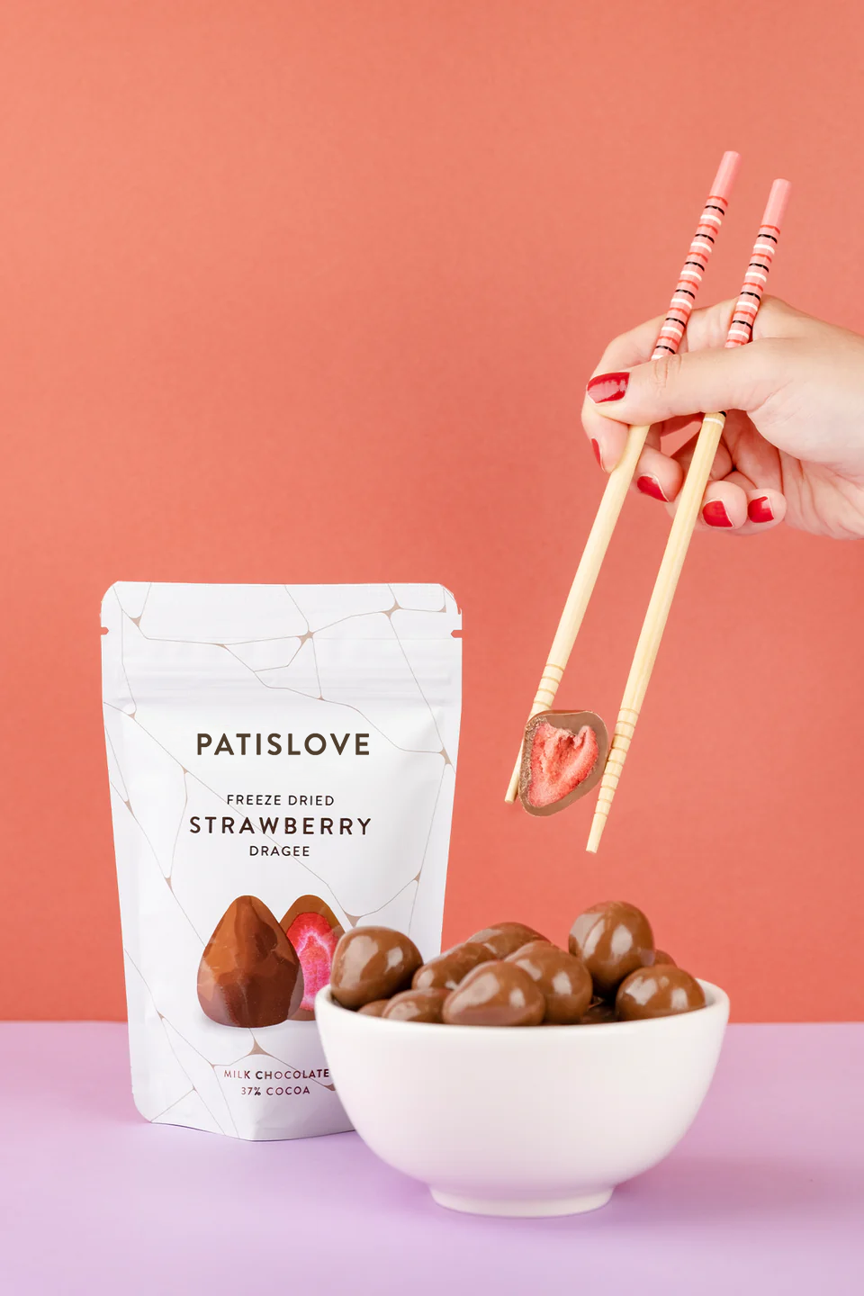 Milk Chocolate Covered Freeze Dried Strawberry - Patislove