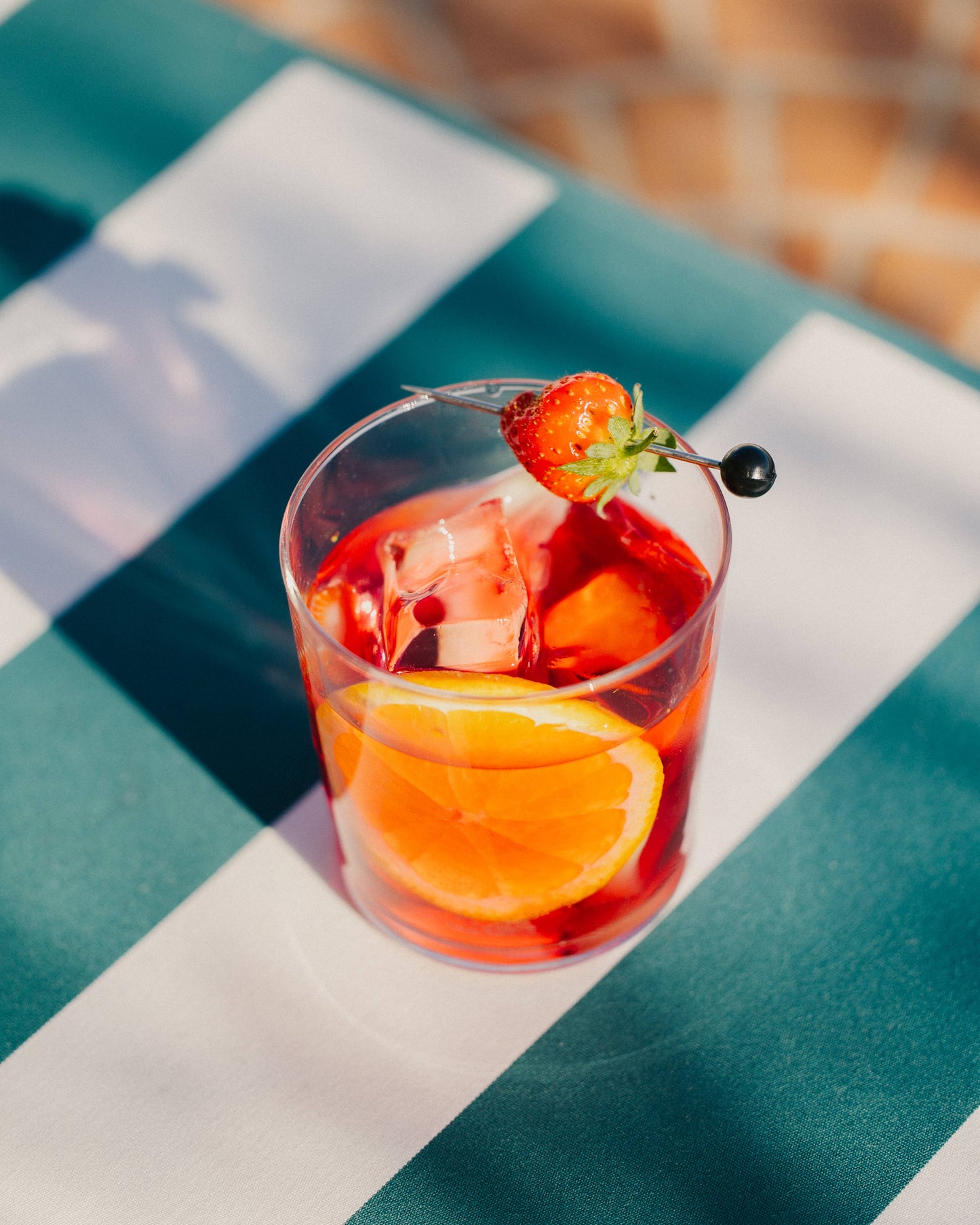 Alcohol-free aperitif “Le Rouge Ardent” - OSCO